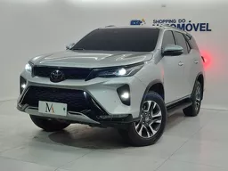 Toyota Hilux SW4
