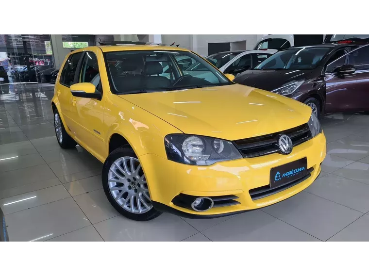 Volkswagen Golf Amarelo 17