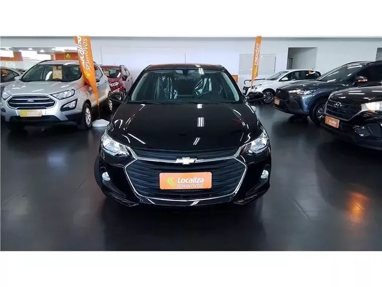 Chevrolet Onix Preto 5