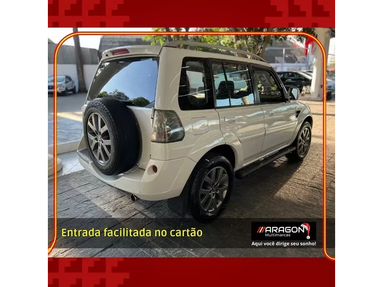 Mitsubishi Pajero TR4 Branco 8