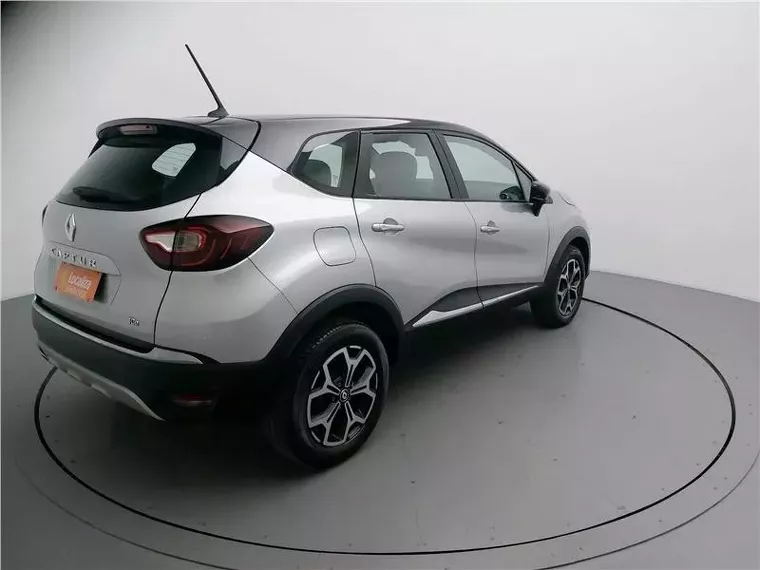 Renault Captur Prata 14