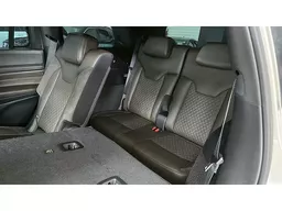 Jeep Commander