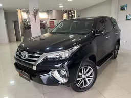 Toyota Hilux SW4