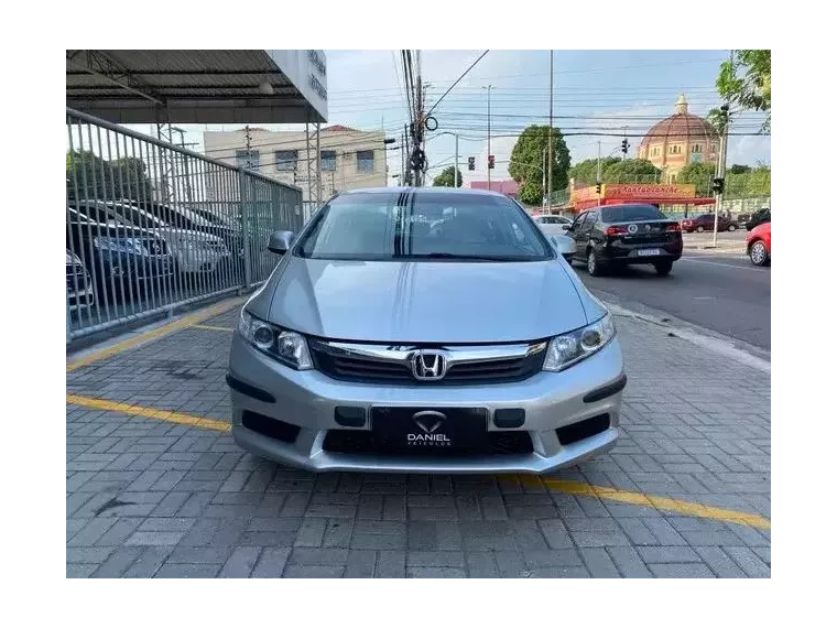 Honda Civic Prata 5