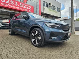 Volvo EX40
