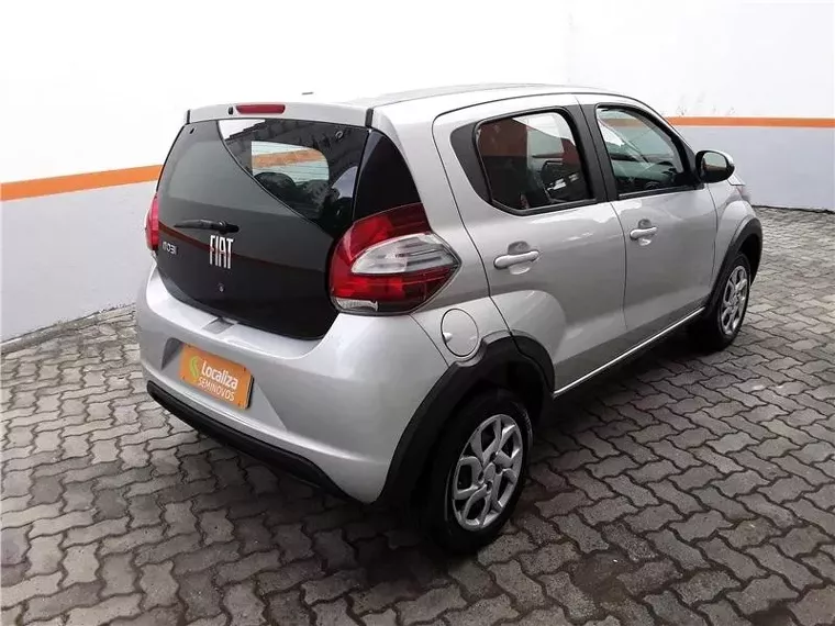 Fiat Mobi Prata 12