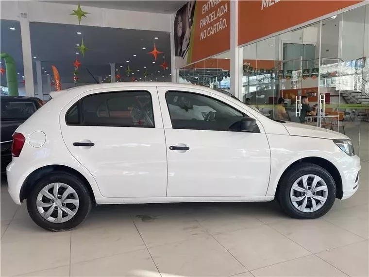 Volkswagen Gol Branco 13