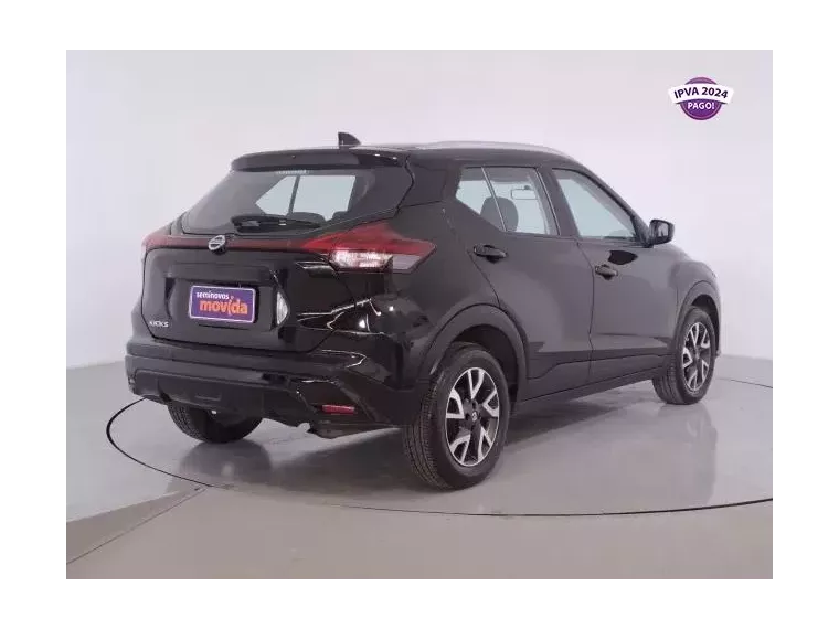 Nissan Kicks Preto 12