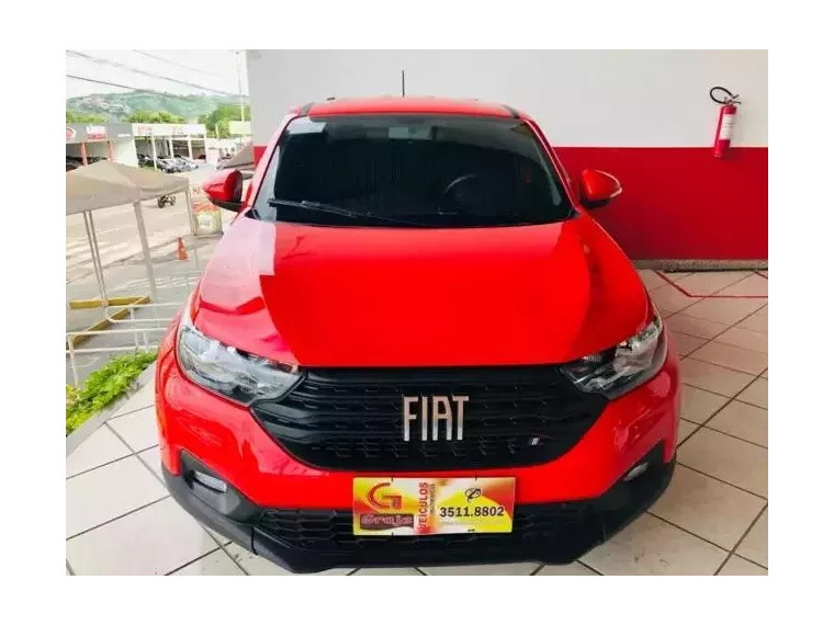 Fiat Strada Vermelho 2