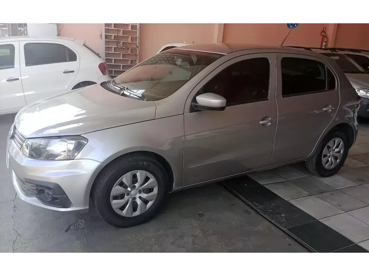 Volkswagen Gol Prata 14