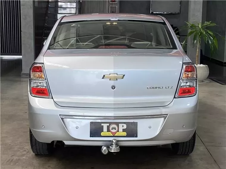 Chevrolet Cobalt Prata 10