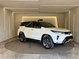 Toyota Hilux SW4