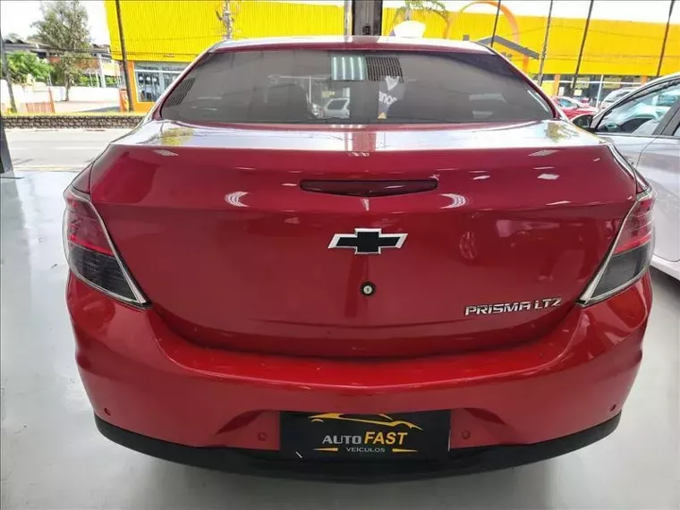 Chevrolet Prisma Vermelho 11