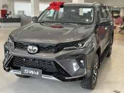 Toyota Hilux SW4