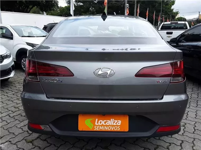 Hyundai HB20S Cinza 13