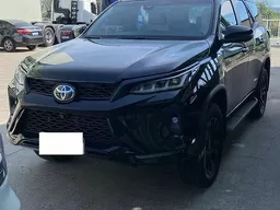 Toyota Hilux SW4