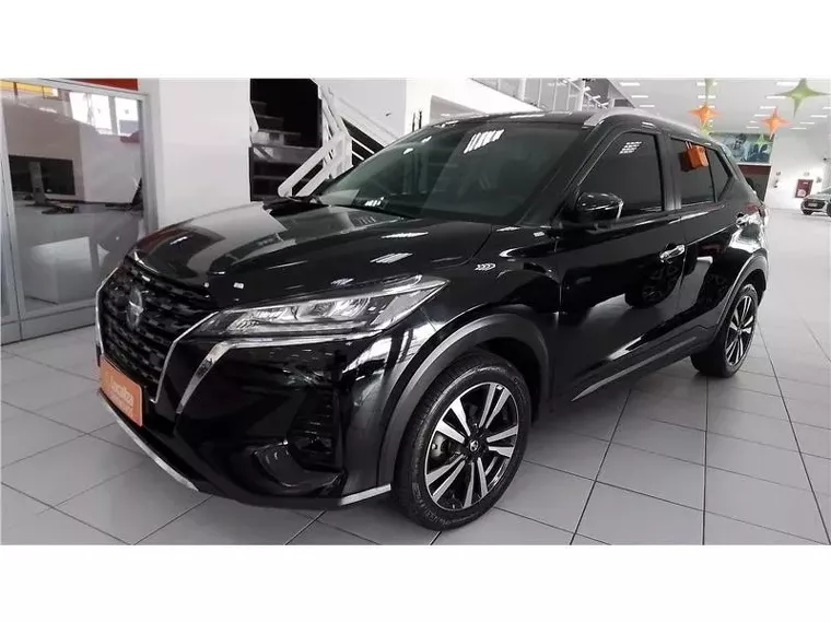 Nissan Kicks Preto 1