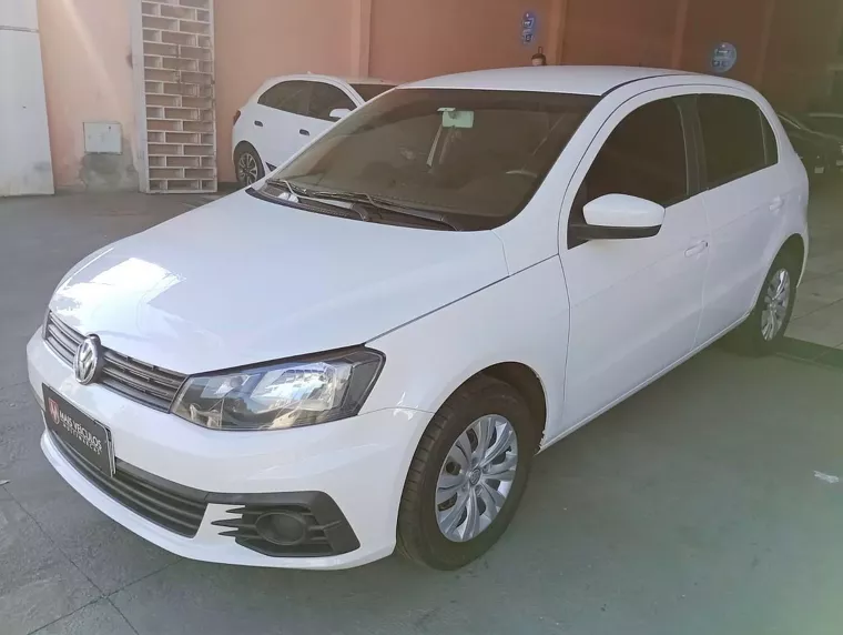 Volkswagen Gol Branco 2