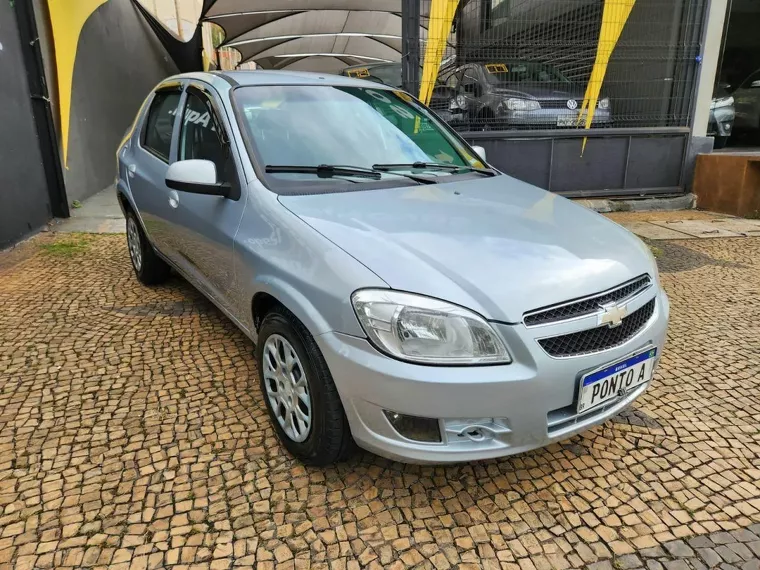 Chevrolet Prisma Prata 10