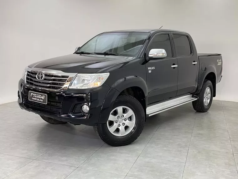 Toyota Hilux Preto 19