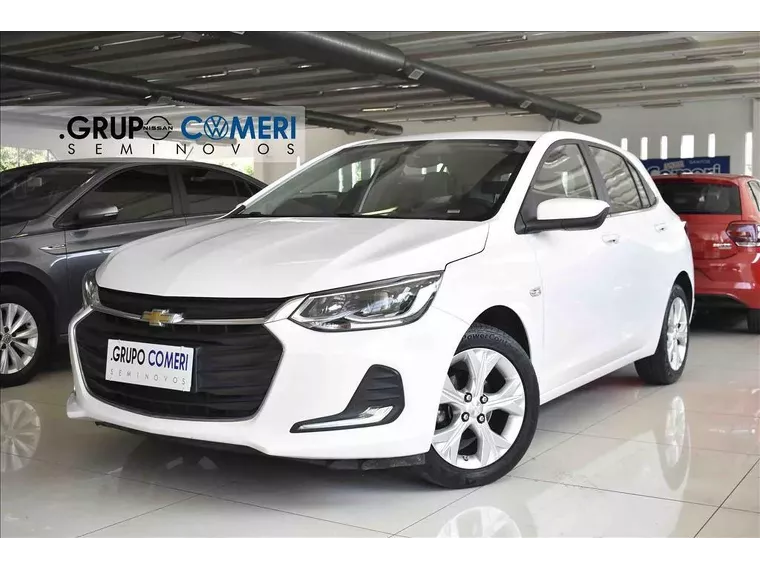 Chevrolet Onix Branco 6