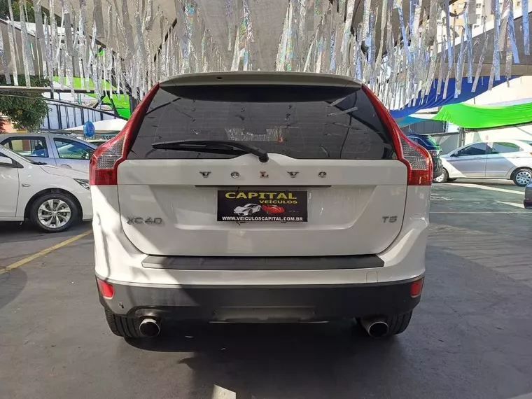 Volvo XC60 Branco 7