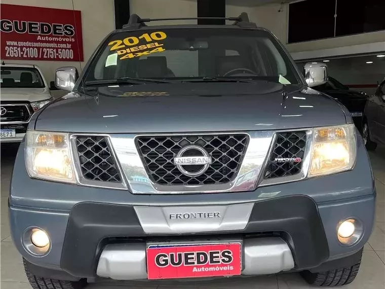 Nissan Frontier Cinza 17