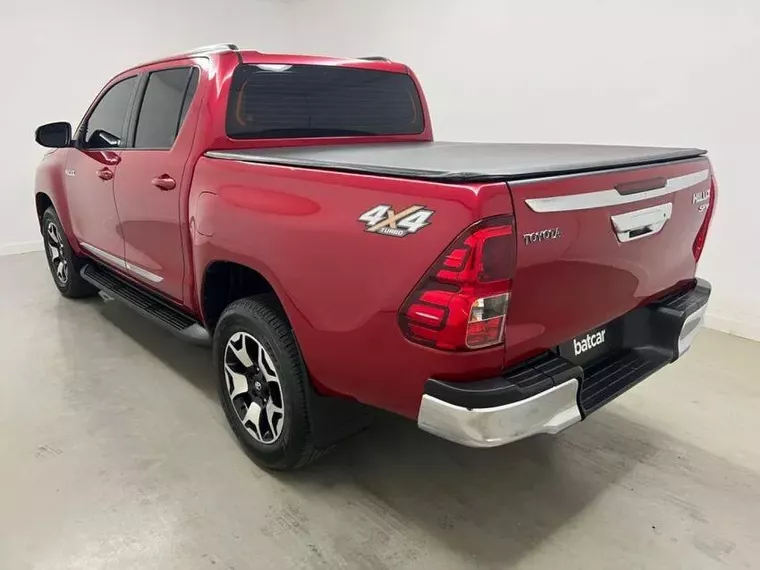 Toyota Hilux Vermelho 14