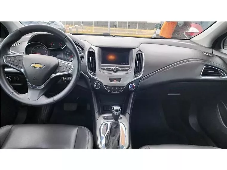 Chevrolet Cruze Prata 2