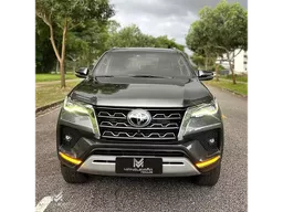 Toyota Hilux SW4