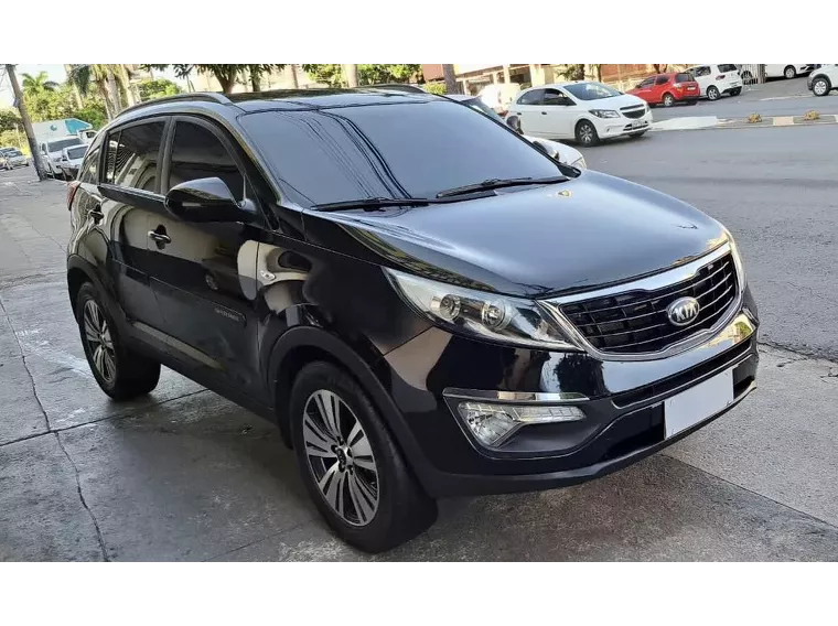 KIA Sportage Preto 11