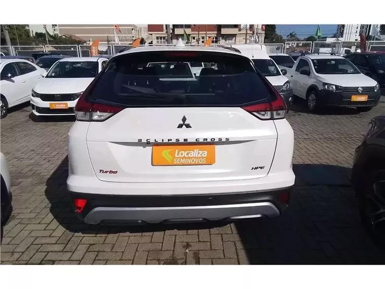 Mitsubishi Eclipse Cross Branco 8