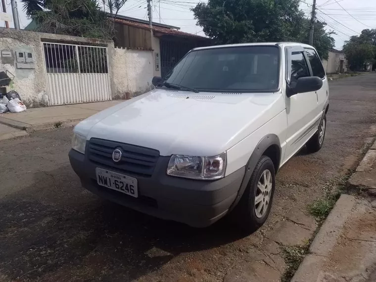 Fiat Uno Branco 3