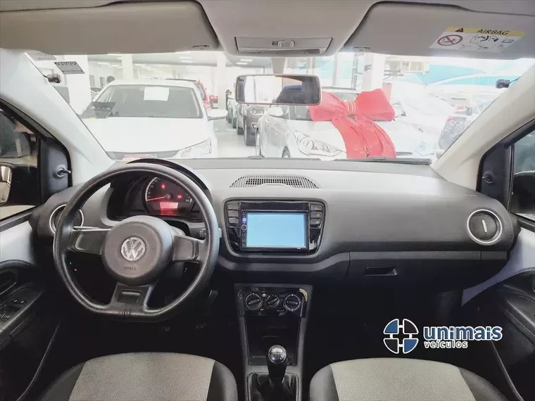 Volkswagen UP Prata 5