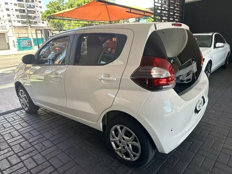 Fiat Mobi Branco 4