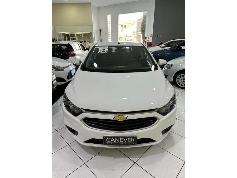 Chevrolet Onix Branco 15