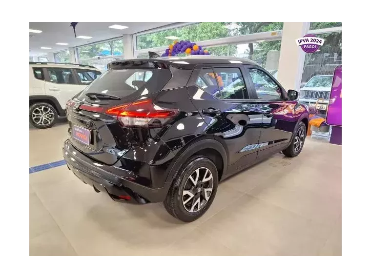 Nissan Kicks Preto 3