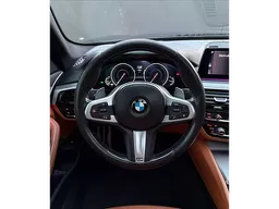 BMW 530i