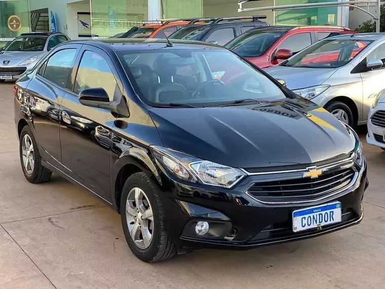 Chevrolet Prisma Preto 7