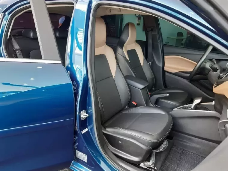 Chevrolet Onix Azul 7