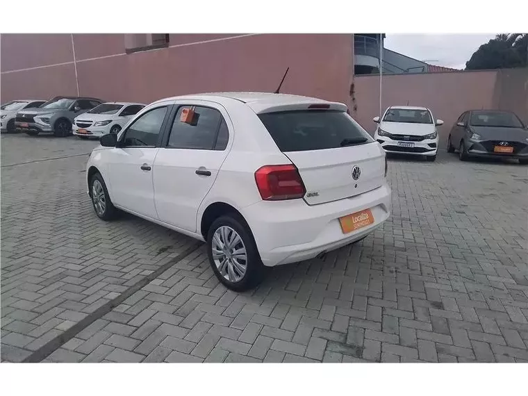 Volkswagen Gol Branco 2