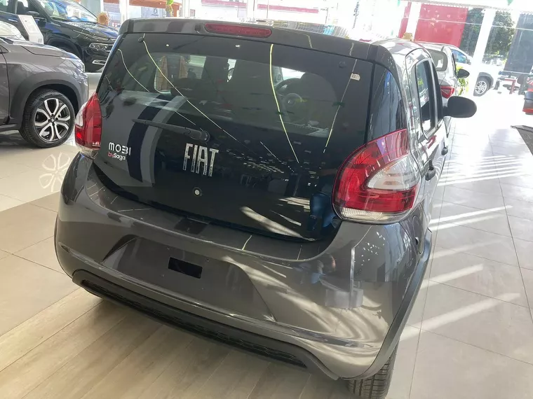 Fiat Mobi Cinza 4