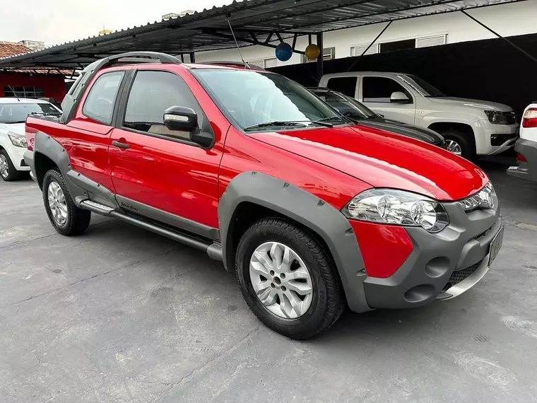 Fiat Strada Vermelho 1