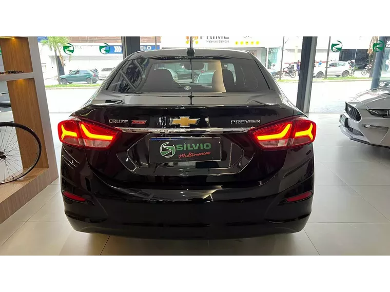 Chevrolet Cruze Preto 16