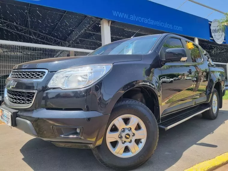 Chevrolet S10 Preto 8