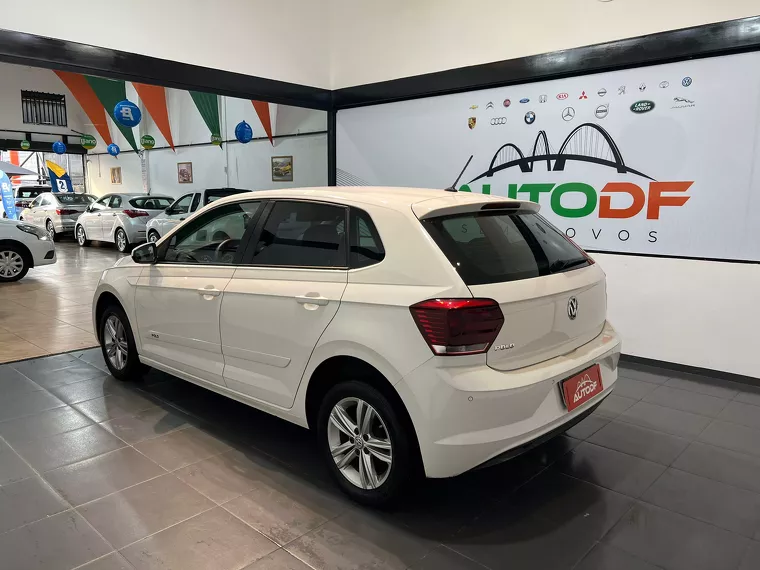 Volkswagen Polo Hatch Branco 4