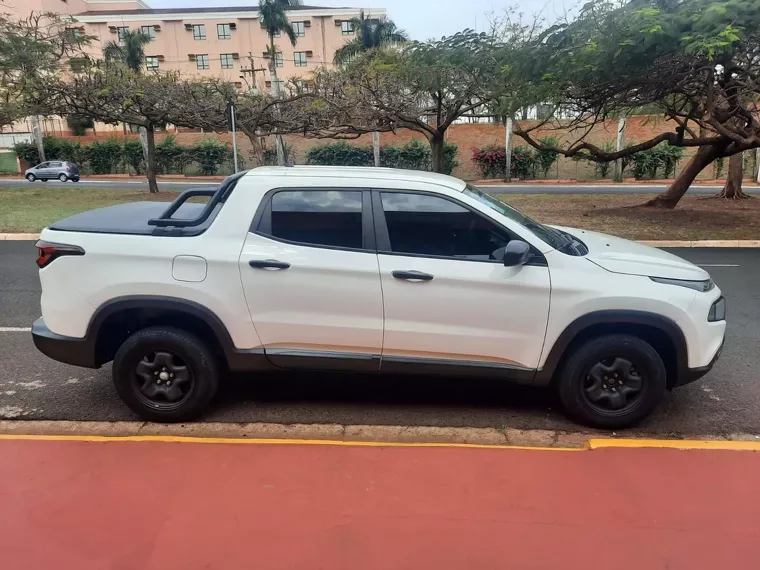 Fiat Toro Branco 5