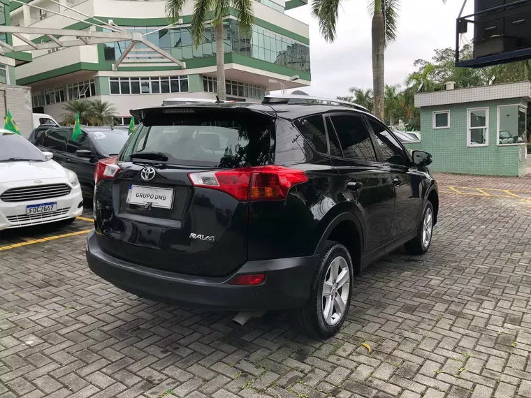 Toyota RAV4 Preto 7