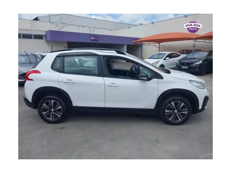 Peugeot 2008 Branco 7