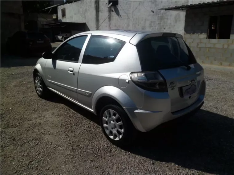 Ford KA Prata 9